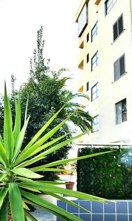 Hinterland Hotel Quartu SantʼElena Екстериор снимка