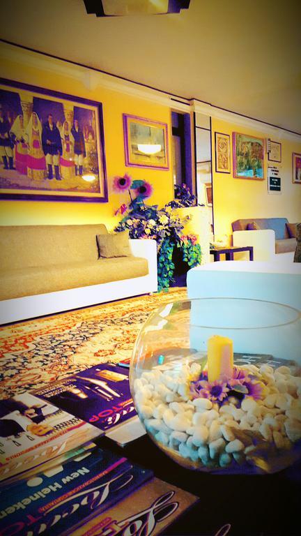 Hinterland Hotel Quartu SantʼElena Екстериор снимка