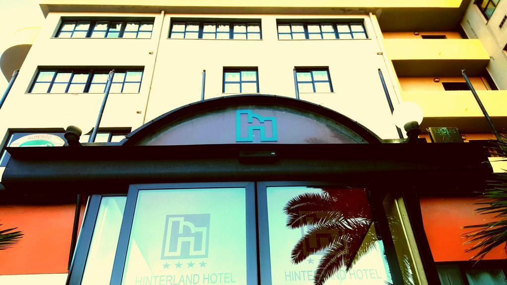 Hinterland Hotel Quartu SantʼElena Екстериор снимка