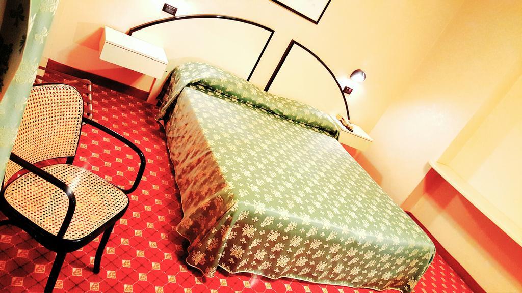 Hinterland Hotel Quartu SantʼElena Екстериор снимка